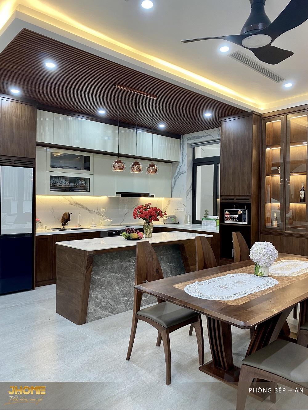 tủ bếp gỗ óc chó, phòng bếp gỗ óc chó, bếp gỗ óc chó cao cấp